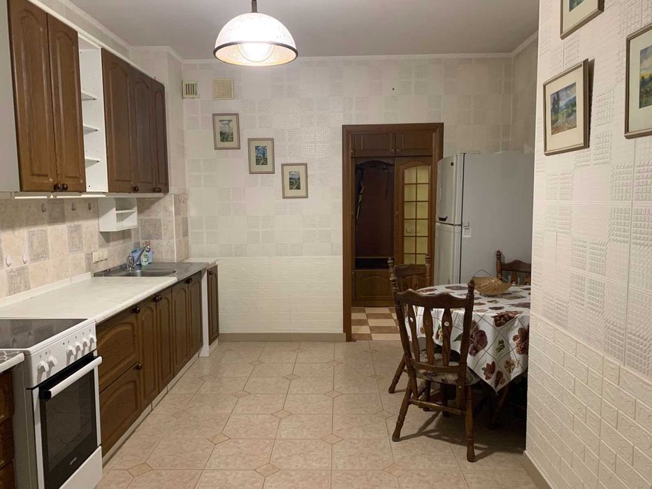 3-к Метро Деміївська. 117 м2. Сапер-Слобід. 22. Поверх 5. Леруа Мерлен