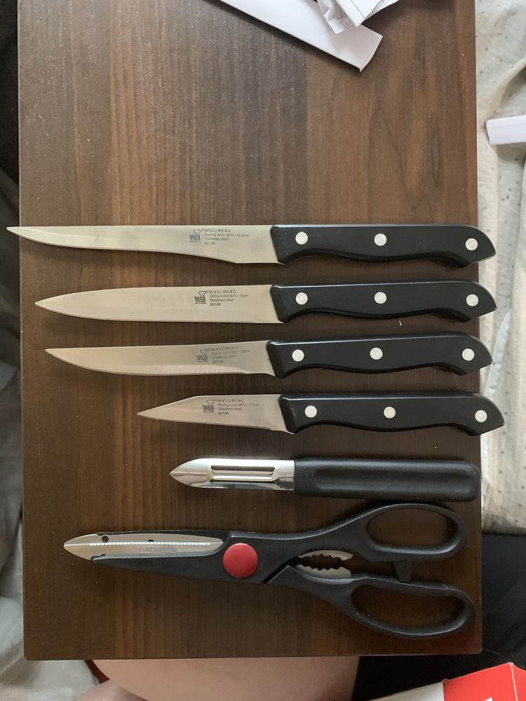 Набіри ножів з підставкою