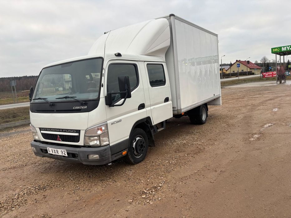 Mitsubishi Canter  3.0DI 130koni kontener brygadówka mały przebieg