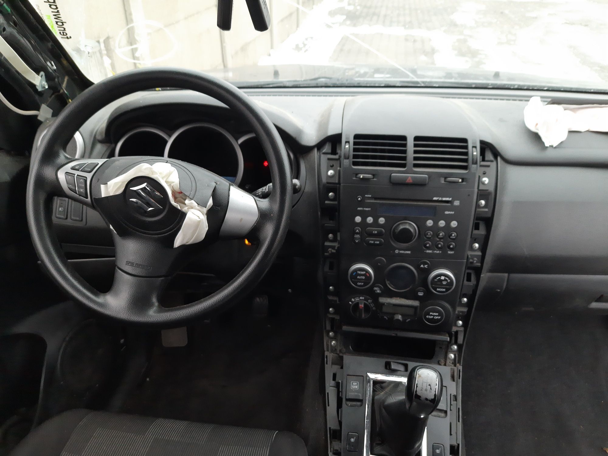 Suzuki Grand Vitara 2,4i części