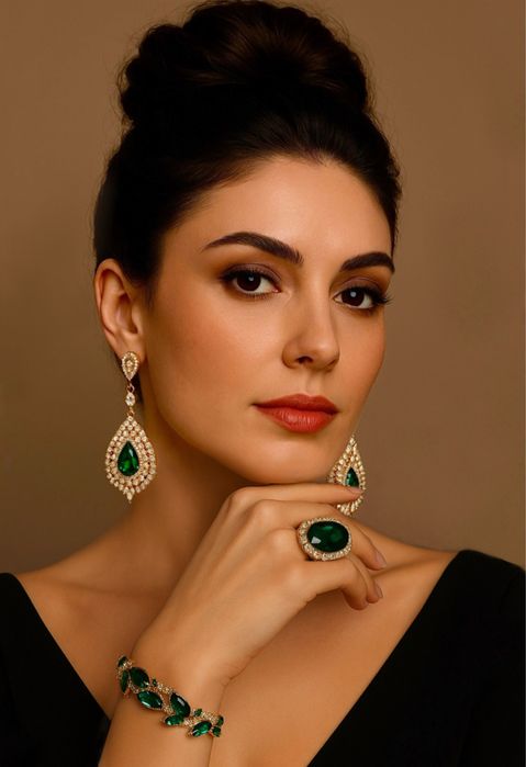 Вишуканий набір прикрас