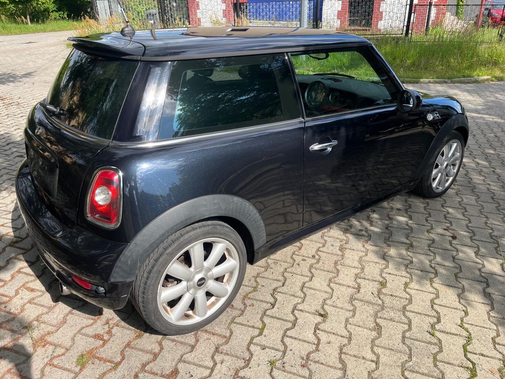 Mini Cooper 1.6 120km