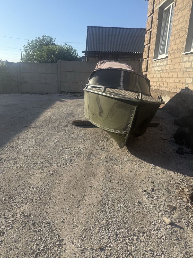 Лодка   Южанка с булями