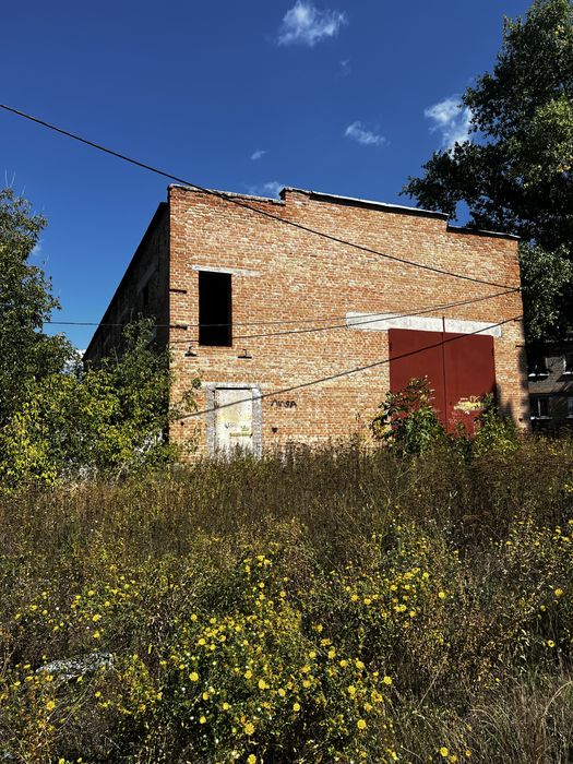 Продаж приміщення 360м2 с.Гірниче, можлива оренда!