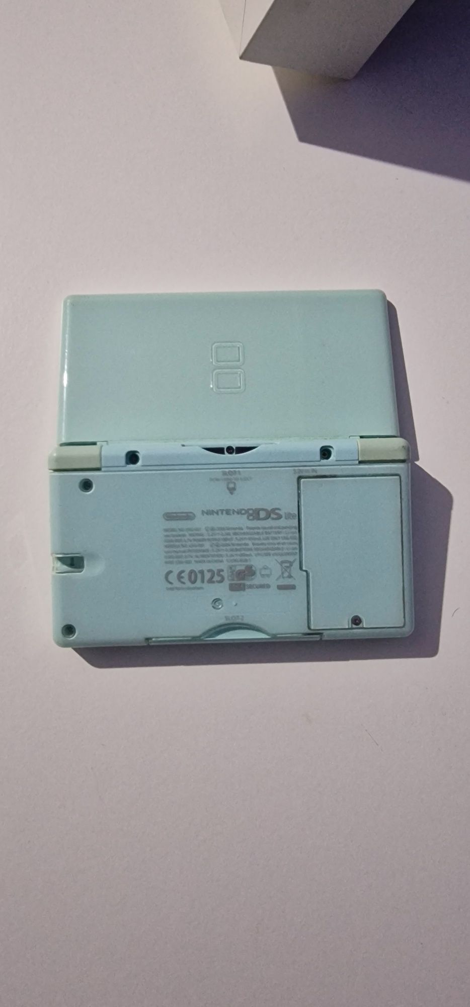 Vendo nintendo DS lite 1 jogo