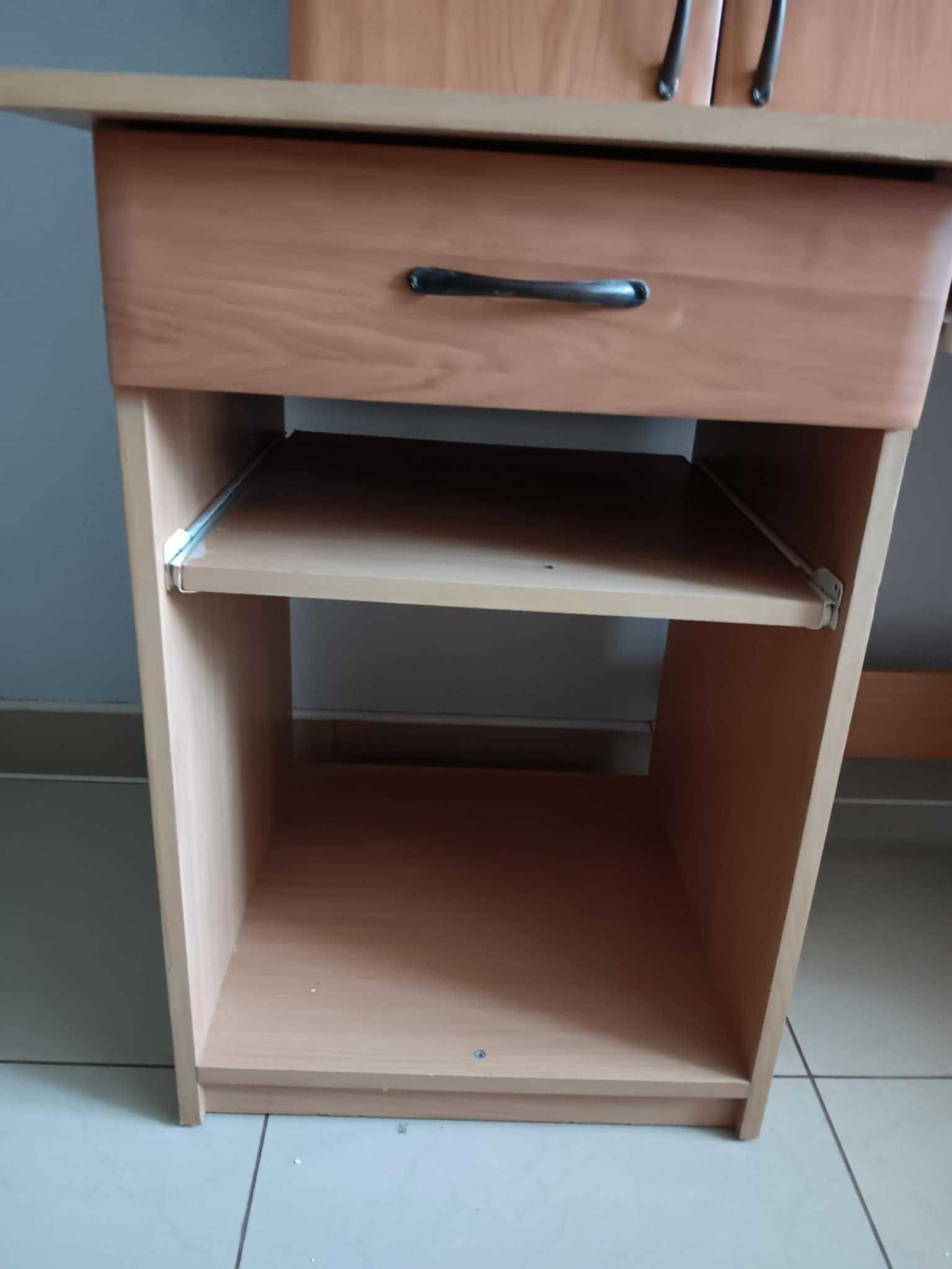 Biurko komputerowe, wraz z wiszącą szafką - OKAZJA!!!