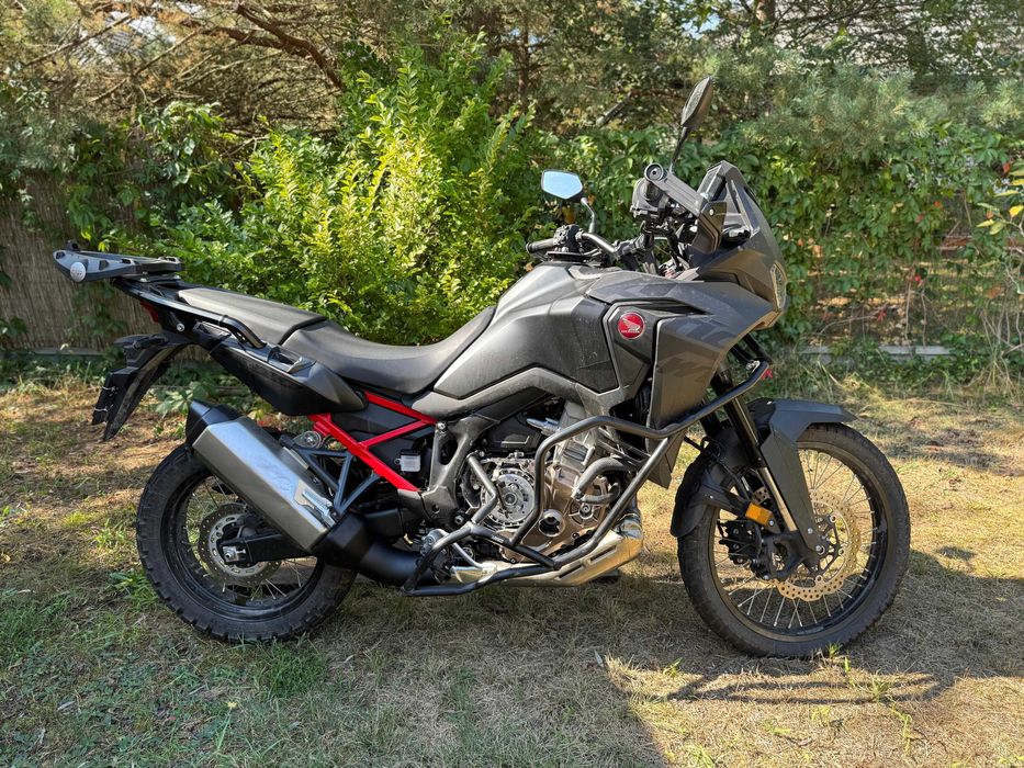 Honda Africa Twin 1100A, rok 2022 - uszkodzona