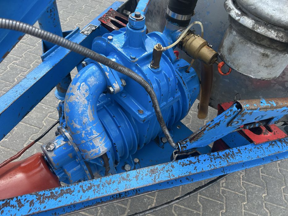 Beczka asenizacyjna beczkowóz szambiarka Record 3000l ocynk igła 4000l