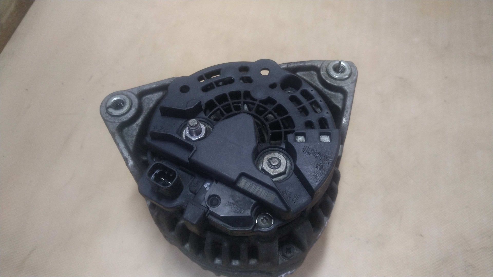 / Meriva B alternator 1.7 CDTI