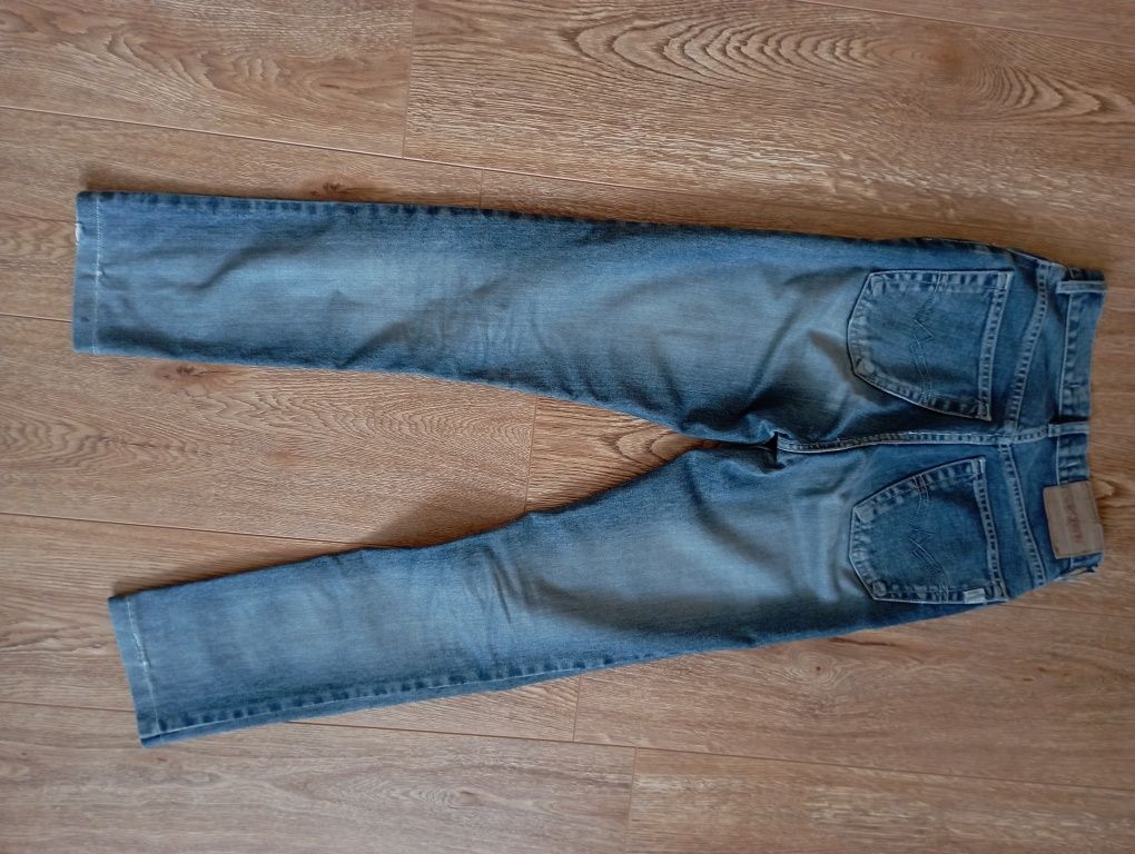 Стильні джинси  CROWN