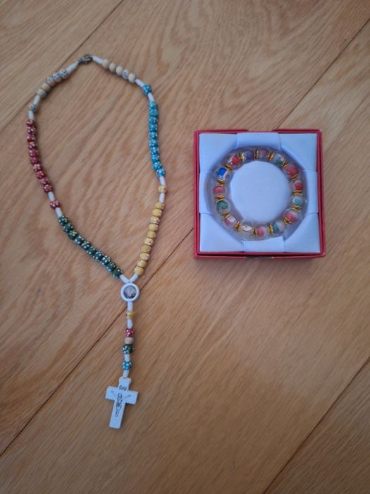 Colar e pulseira