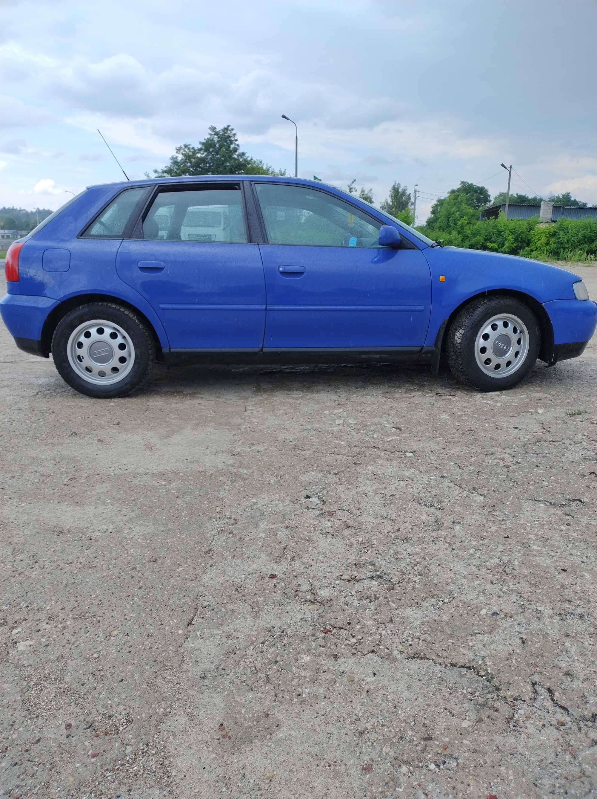 Audi A3 8L 5drzwi 1.6 benzyna