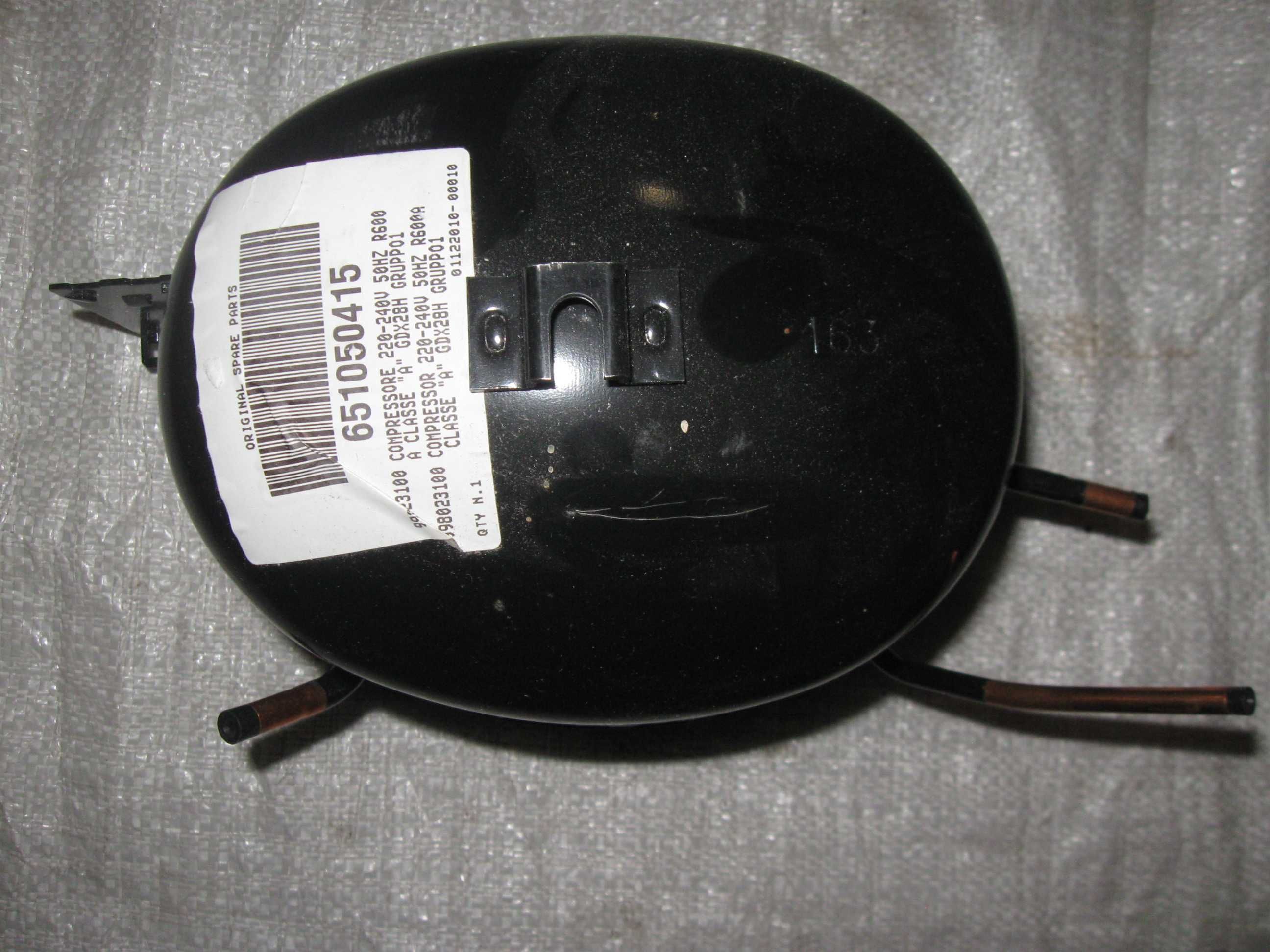 Компресора холод. Panasonic DB 110CRAW5 \HVY 75AA,Samcung DF-92-00023