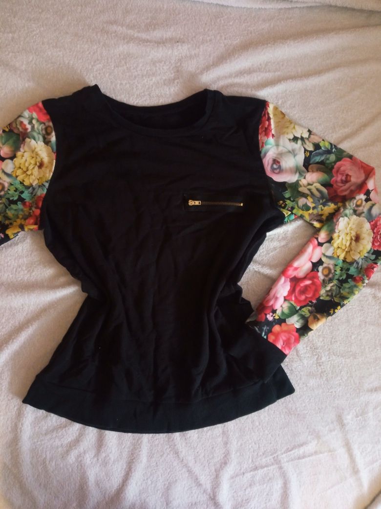 Bluza z kwiatami S/M
