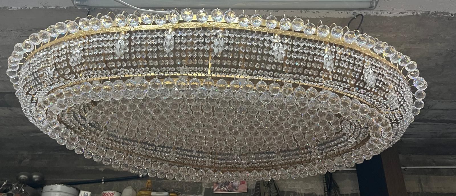 Enorme Lustre (Totalmente em cristal)
