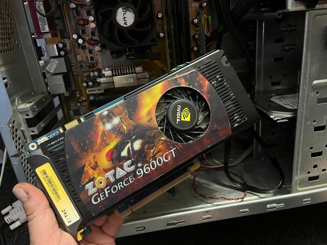Продам компьютер AMD Phenom X4 9550 2.2 GHz/6гб озу/9600gt