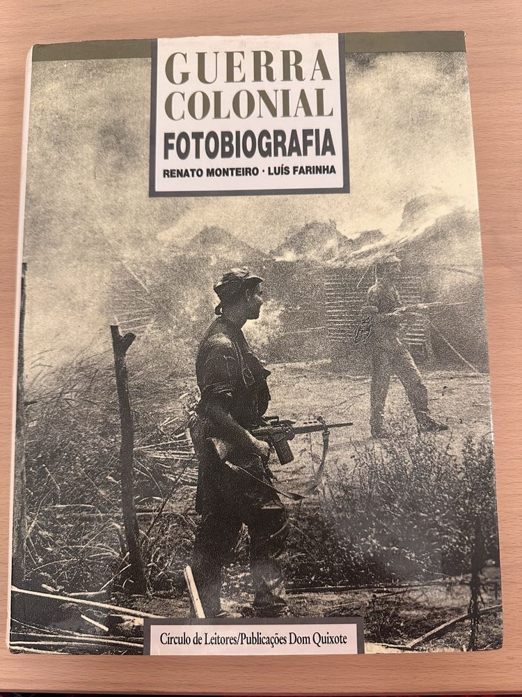 Livro “Guerra Colonial- Fotobiografia”