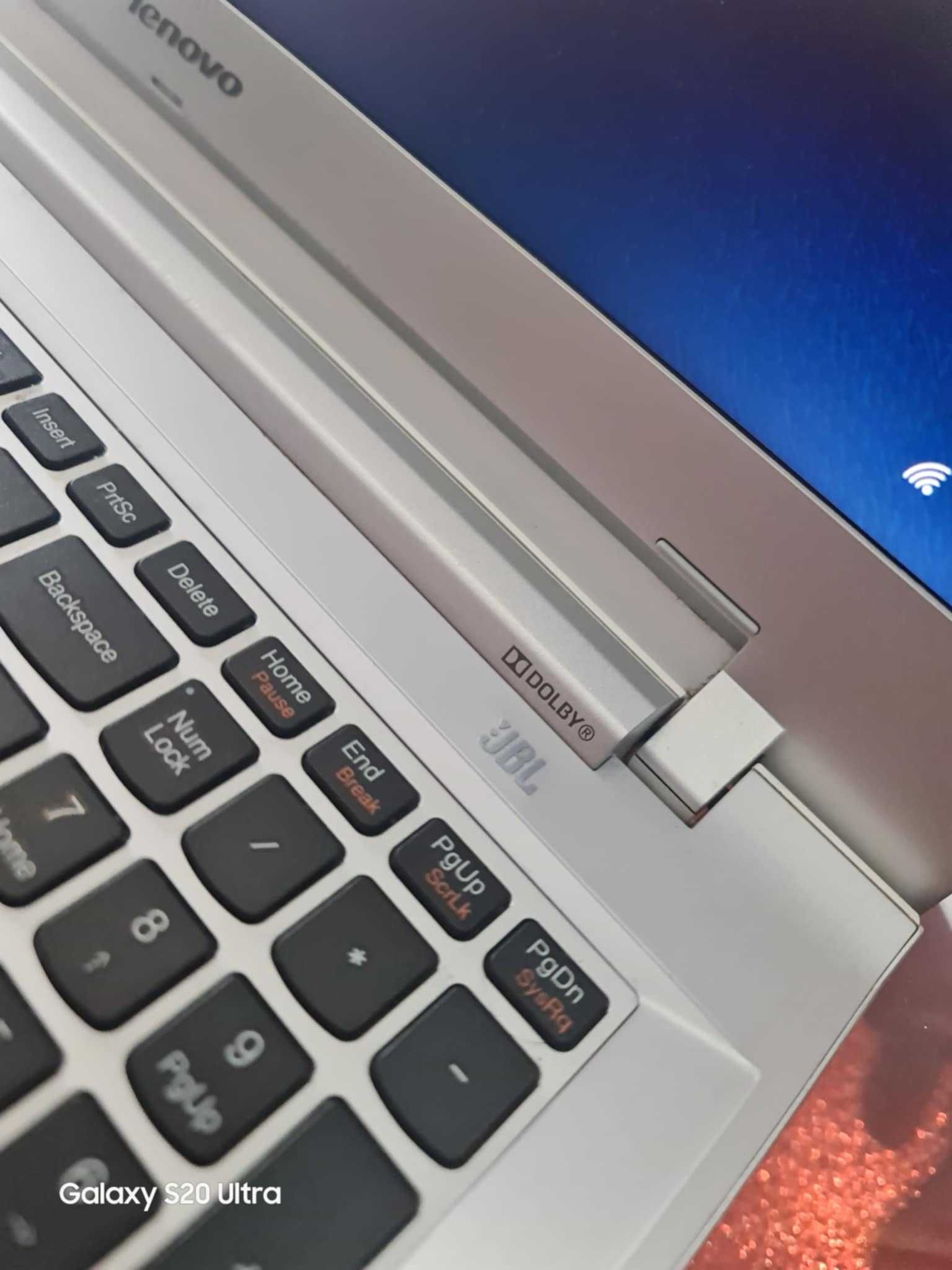 Laptop Lenovo i5 6200 4x2,80Ghz/intel UHD 520/FullHD Mat/DDR4