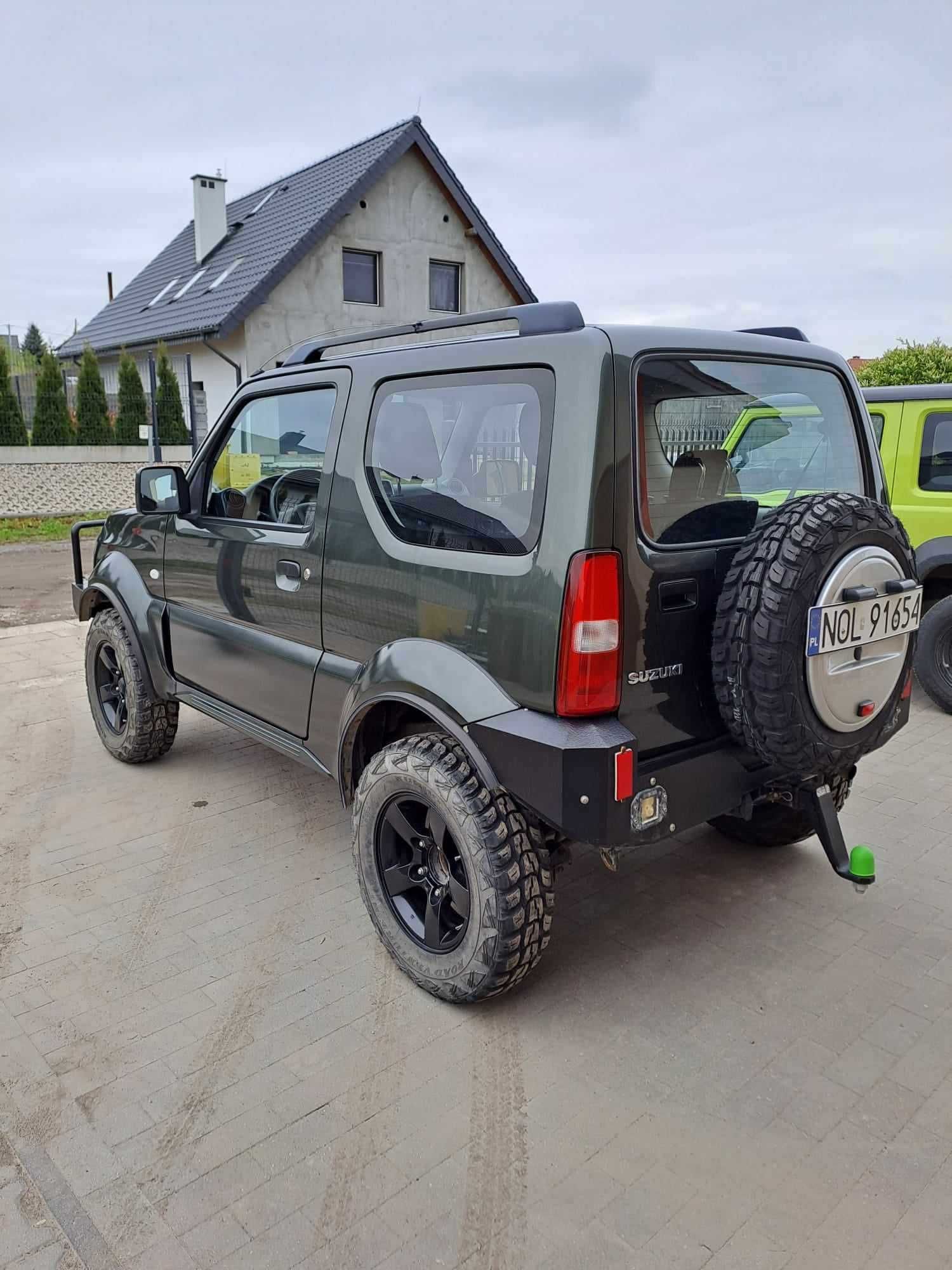 Suzuki Jimny FJ 1.3 85KM 4WD 2015 r. + dodatkowe wyposażenie OFF-ROAD