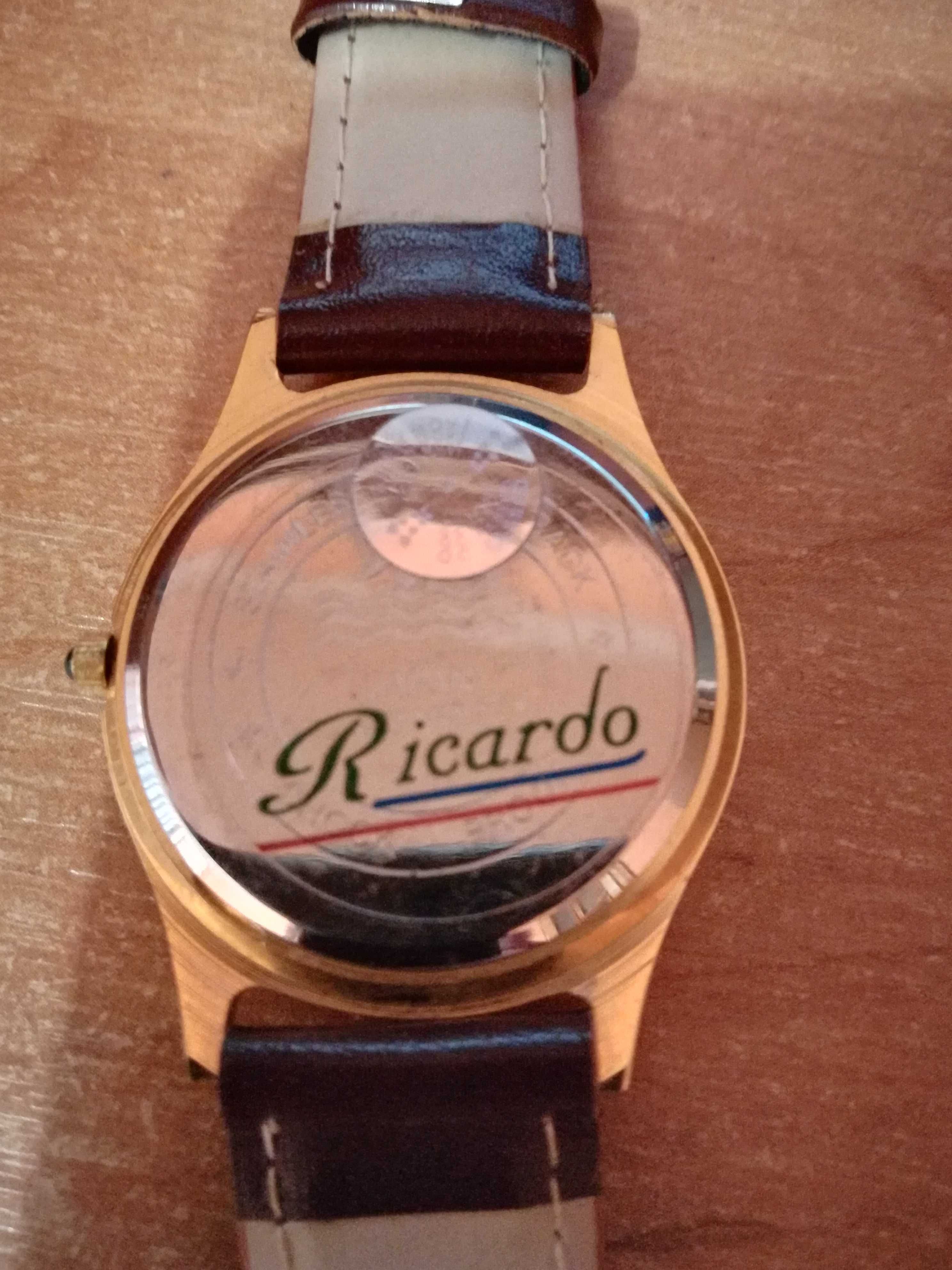Годинник Ricardo ( новий )