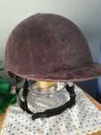 Toczek jeździecki r.56, kask