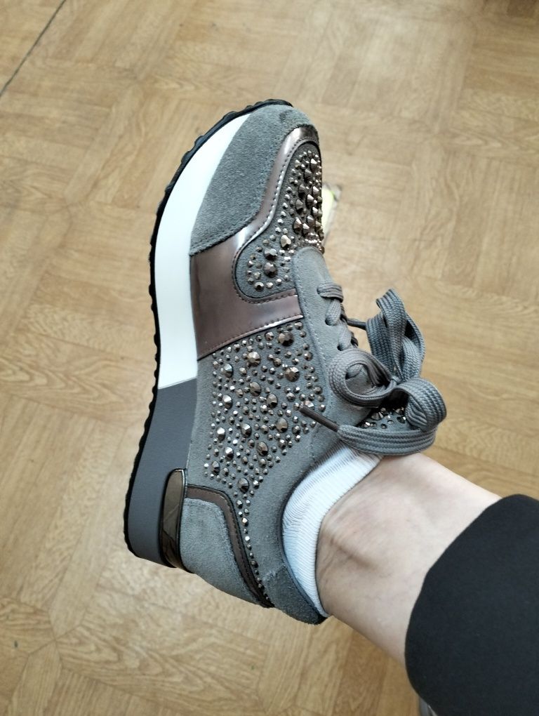 Кросівки, лофери, сліпони Prego р.36