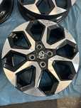 381 Felgi Aluminiowe ORYGINAŁ Toyota R 15 4x100