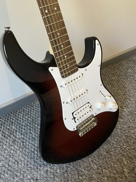 Yamaha Pacifica 112J OVS gitara elektryczna + pokrowiec