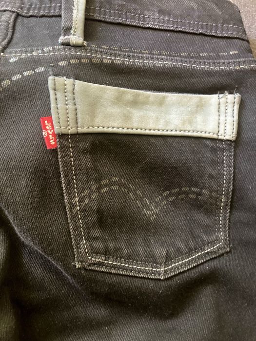 Calças levis, pretas, edição limitada, n 34, compradas no corte inglês