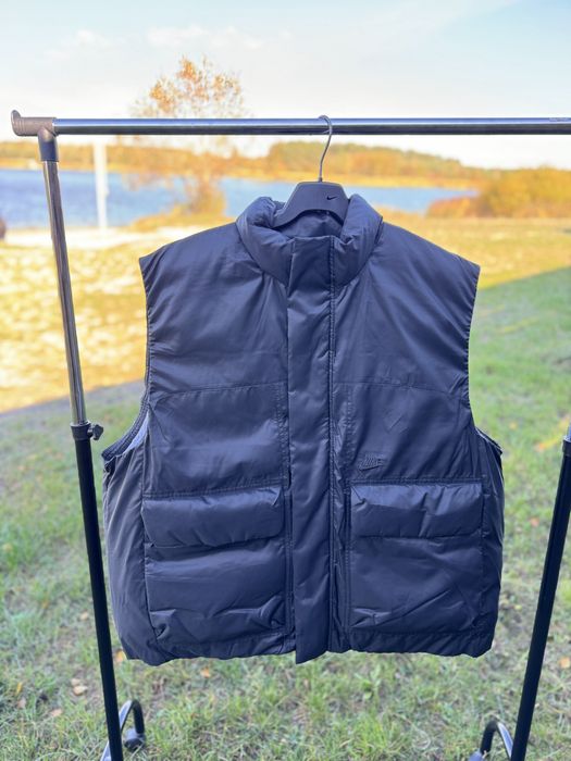 Жилет Nike Sportswear Tech Pack Therma-Fit (DV9972-010)