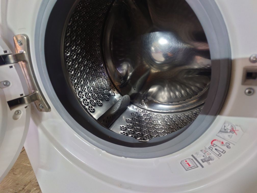 Продам пральну стиральну машину стиралка AEG LAVAMAT 50см 7кг