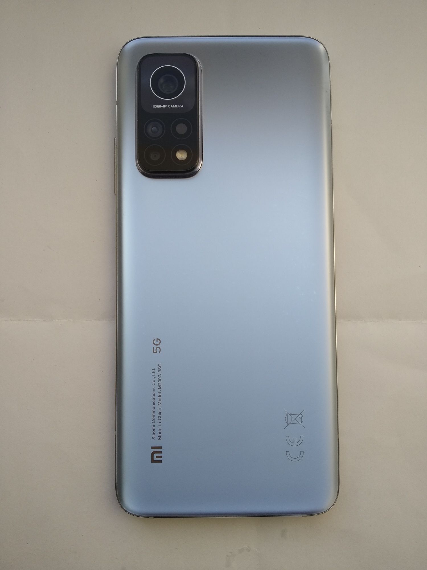 Продам Xiaomi MI 10T PRO 8/128 Lunar Silver
