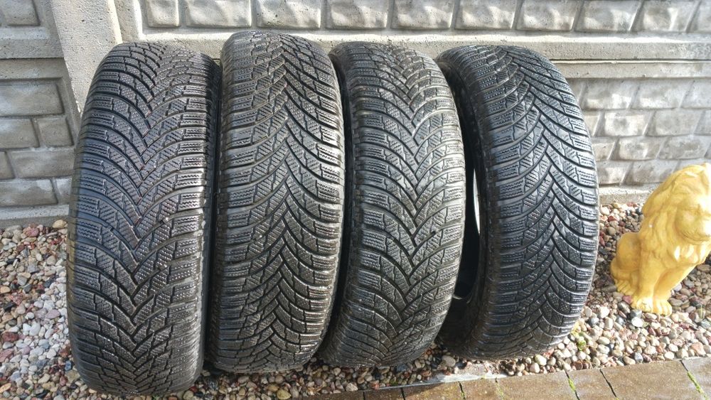 Sprzedam zimowe opony Firestone 215/65R17. Cena za komplet