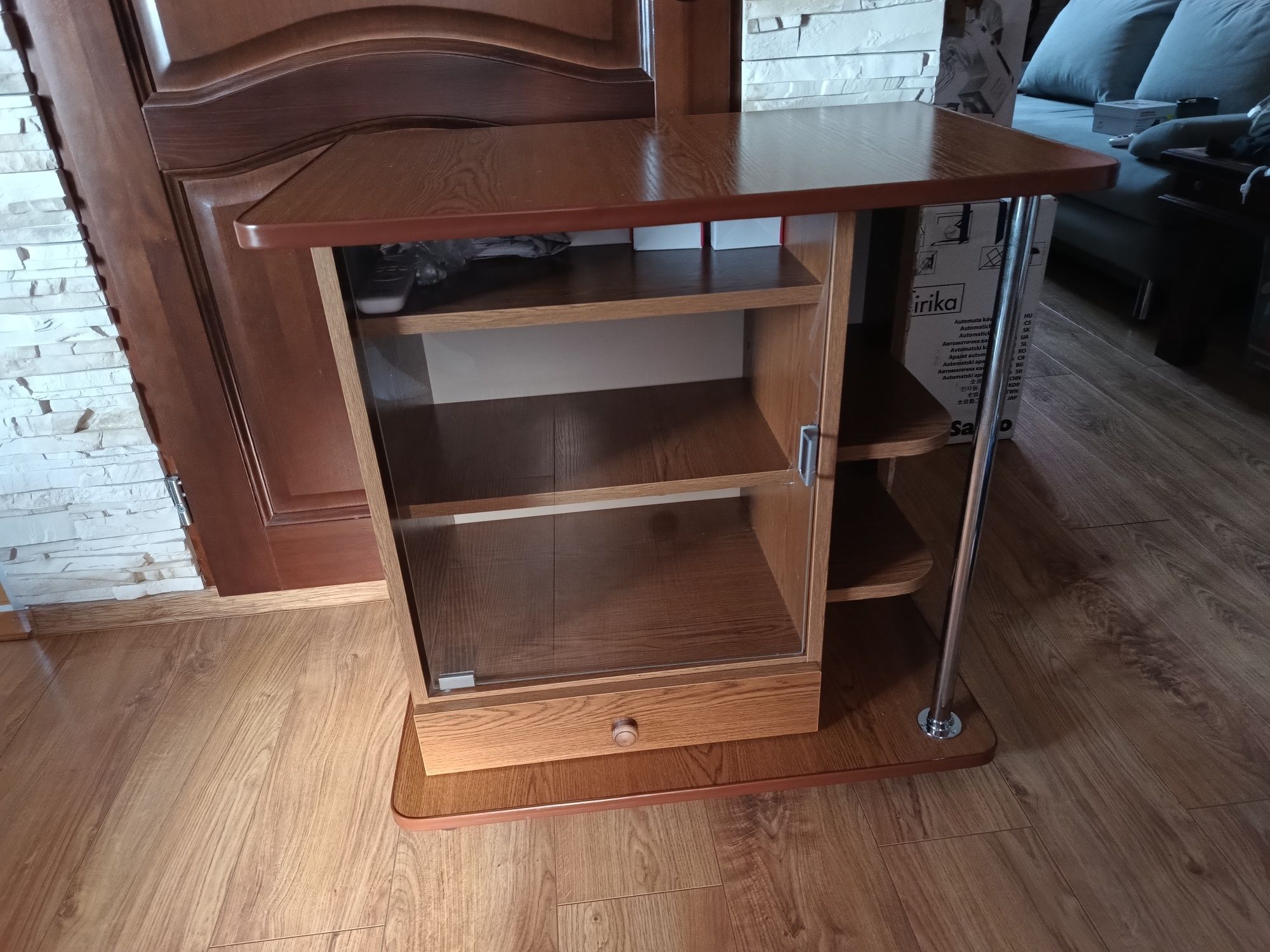 Szafka pod telewizor