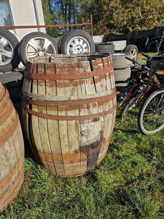 Beczki drewniane po winie 100 letnie