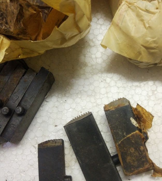 плашки и метчики,сверла