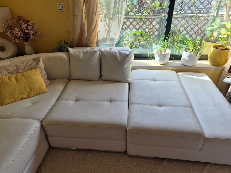 Sofa canto em pele com chaise longue