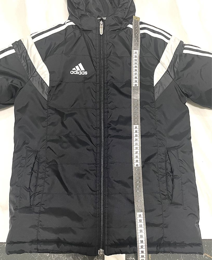 Продам фирменную куртку Adidas!