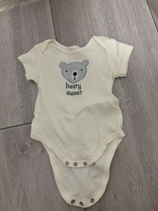 Ubranka dla niemowlaka 3–6 m bardzo dobry stan, zestaw lub pojedynczo