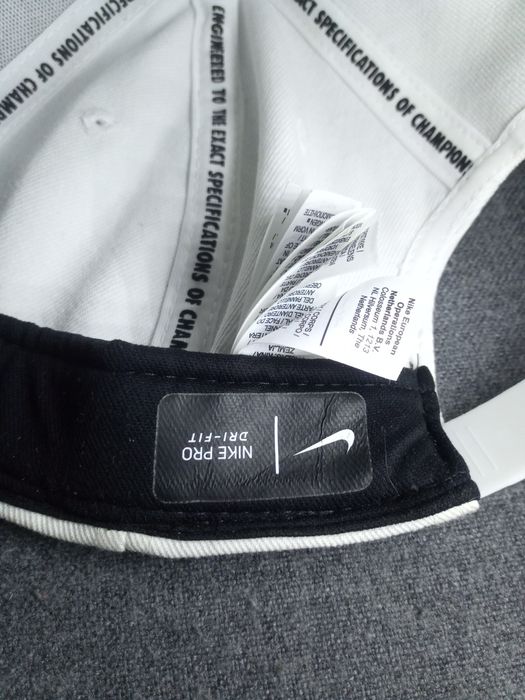 Кепка, бейсболка оригінальна Nike Pro Dri-Fit..