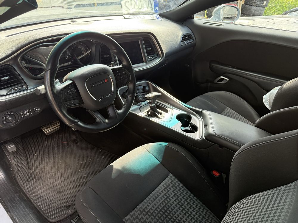 Dodge Challenger 5.7hemi 2021r  zarejestrowany w Polsce