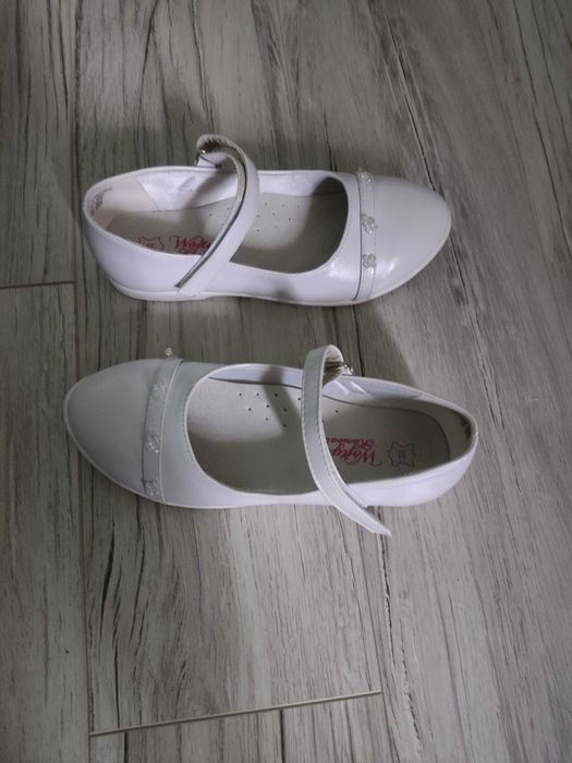 Buty komunijne dla dziewczynki