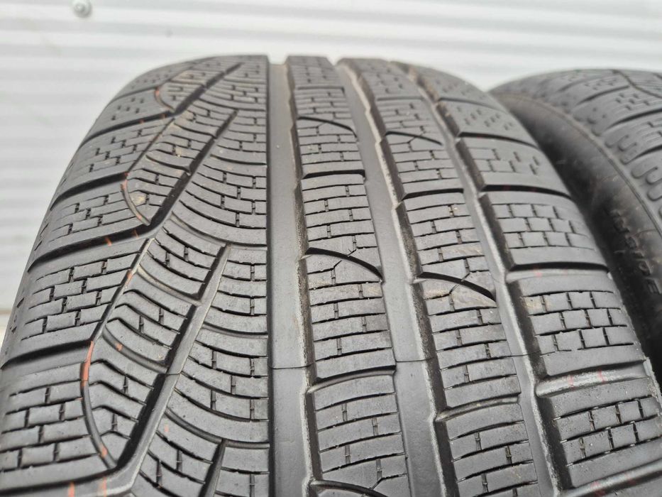 2x OPONY ZIMOWE 255/40/20 Pirelli Sotto Zero winter 240 Season2 101V