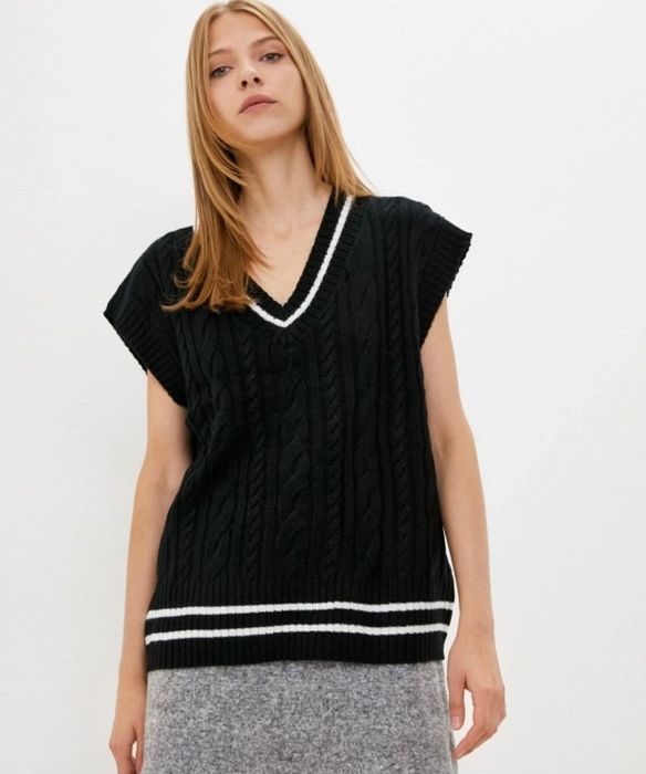 Жилетка безрукавка