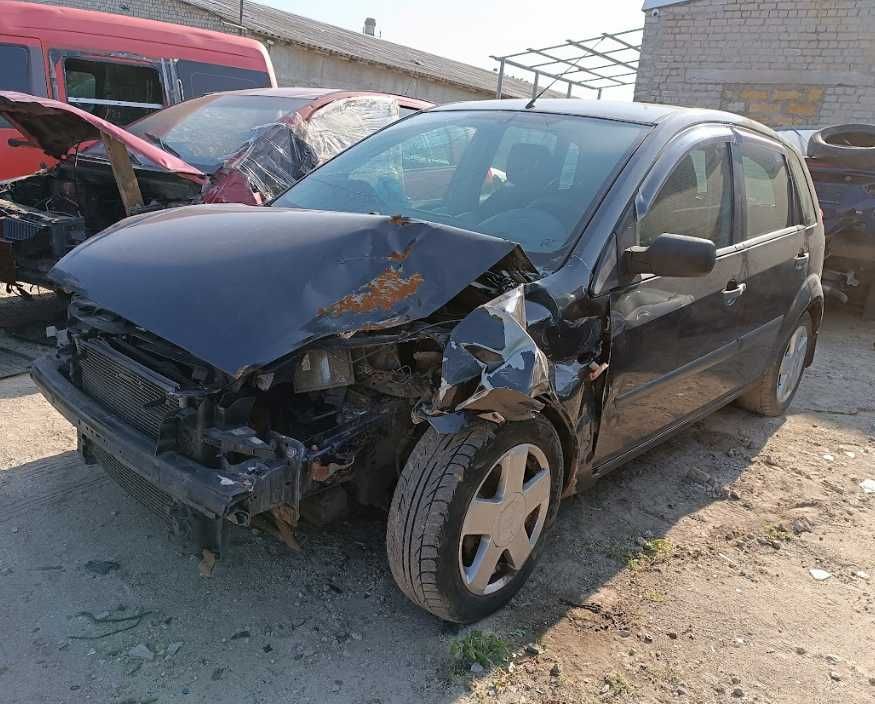 Кузов Ford Fiesta 2008 1.4 бенз черный. Разборка Ford Fiesta