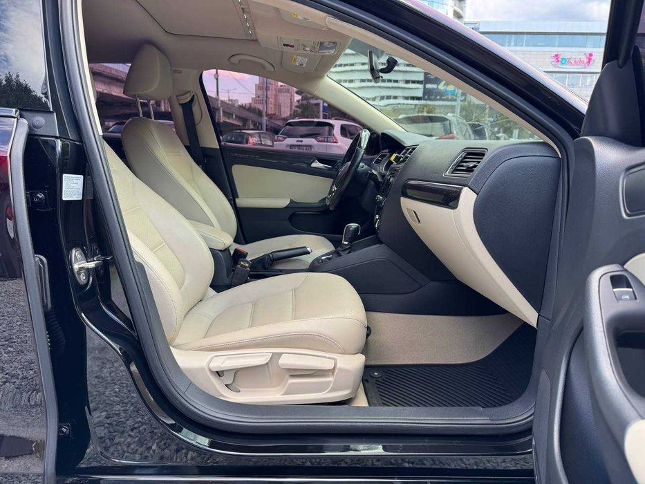 Продам Джетту 2015 год