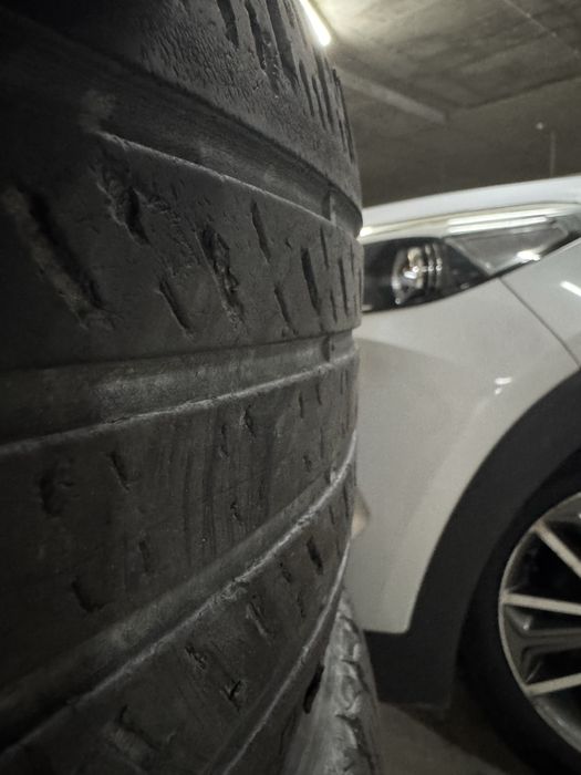 4 Pneus Kumho 225/55 R18 usados