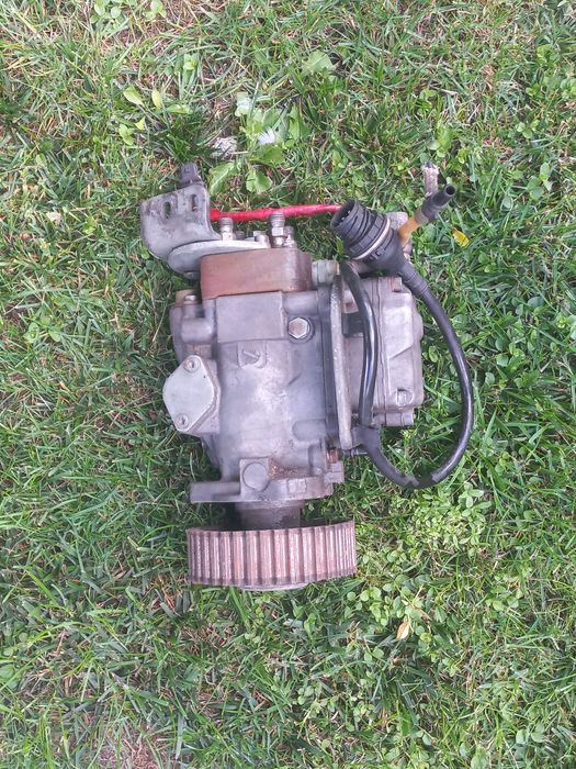 Pompa wtryskowa do scenica 1.9 TDI Generecja I