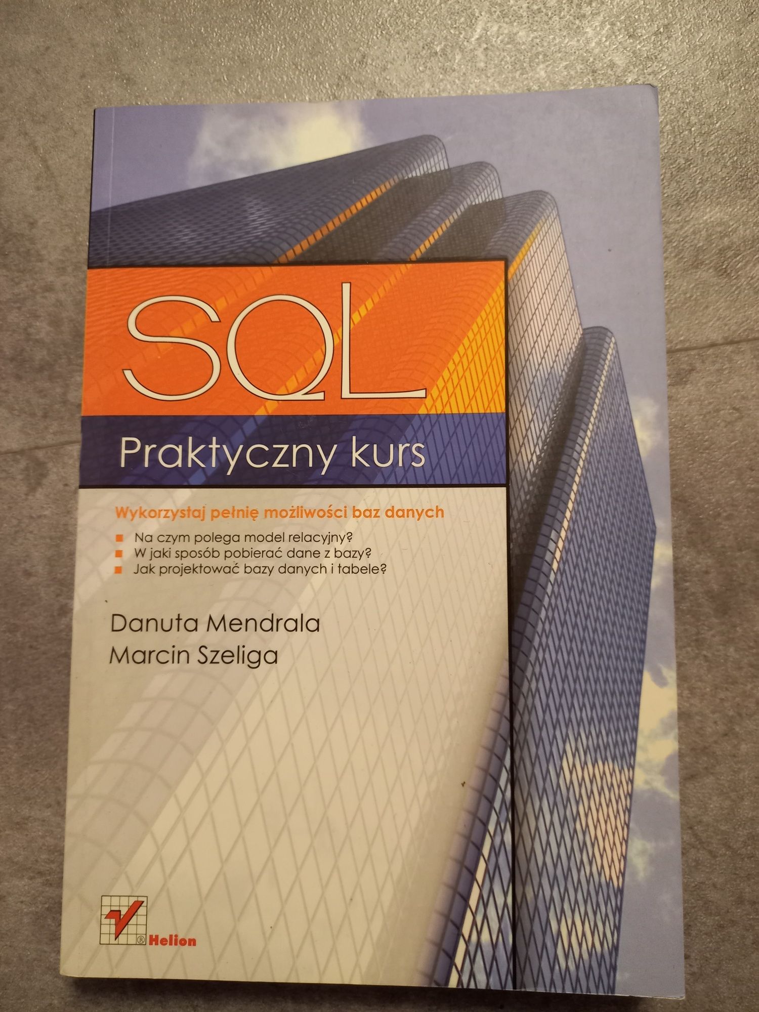 SQL. Praktyczny kurs.