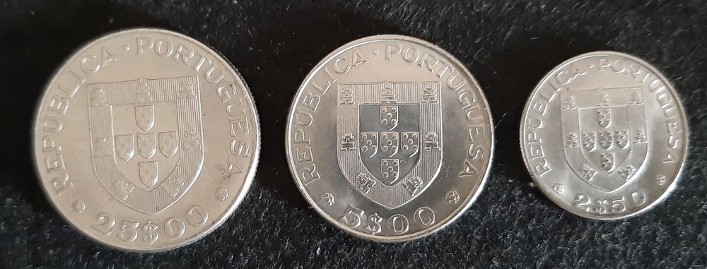 Moedas 2.5, 5 e 25 Escudos"Centenário da Morte de Alexandre Herculano"